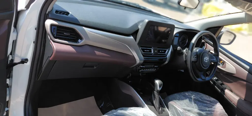 TOYOTA TAISOR thumbnail 8