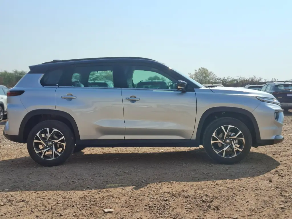 TOYOTA HYRYDER thumbnail 4