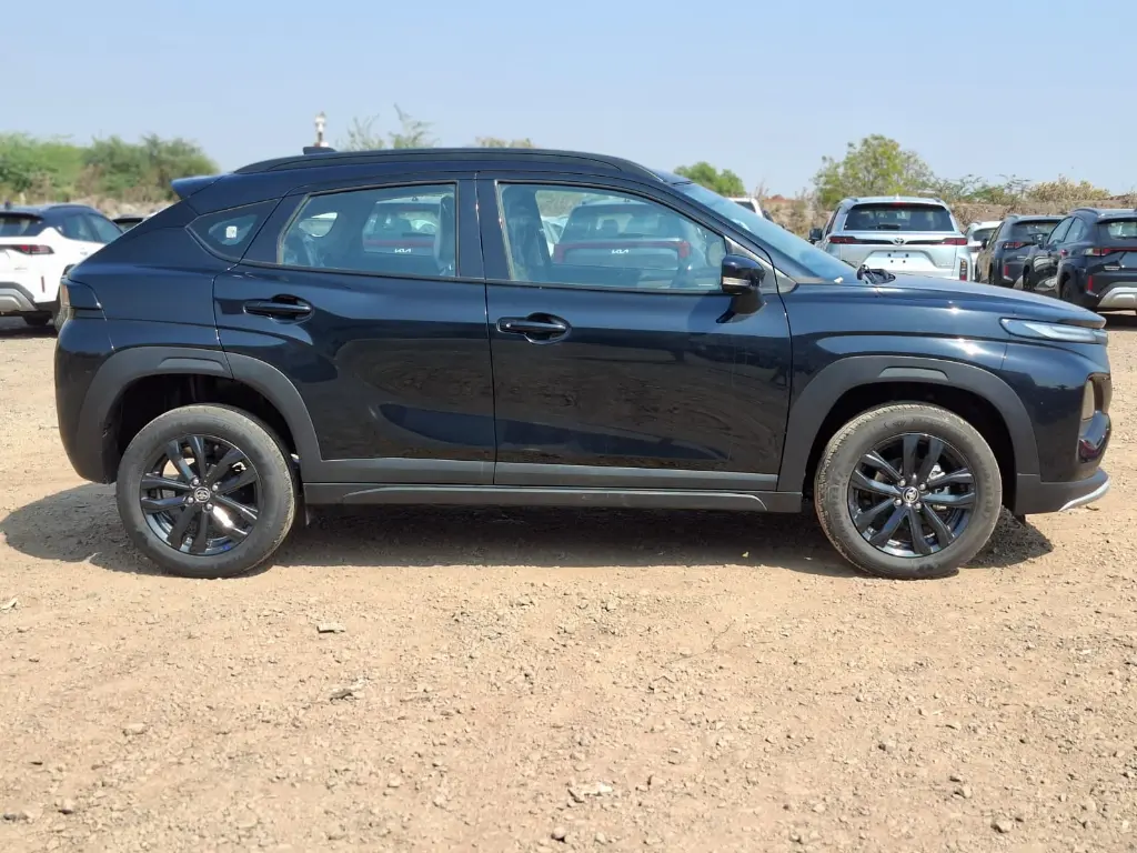 TOYOTA TAISOR thumbnail 4