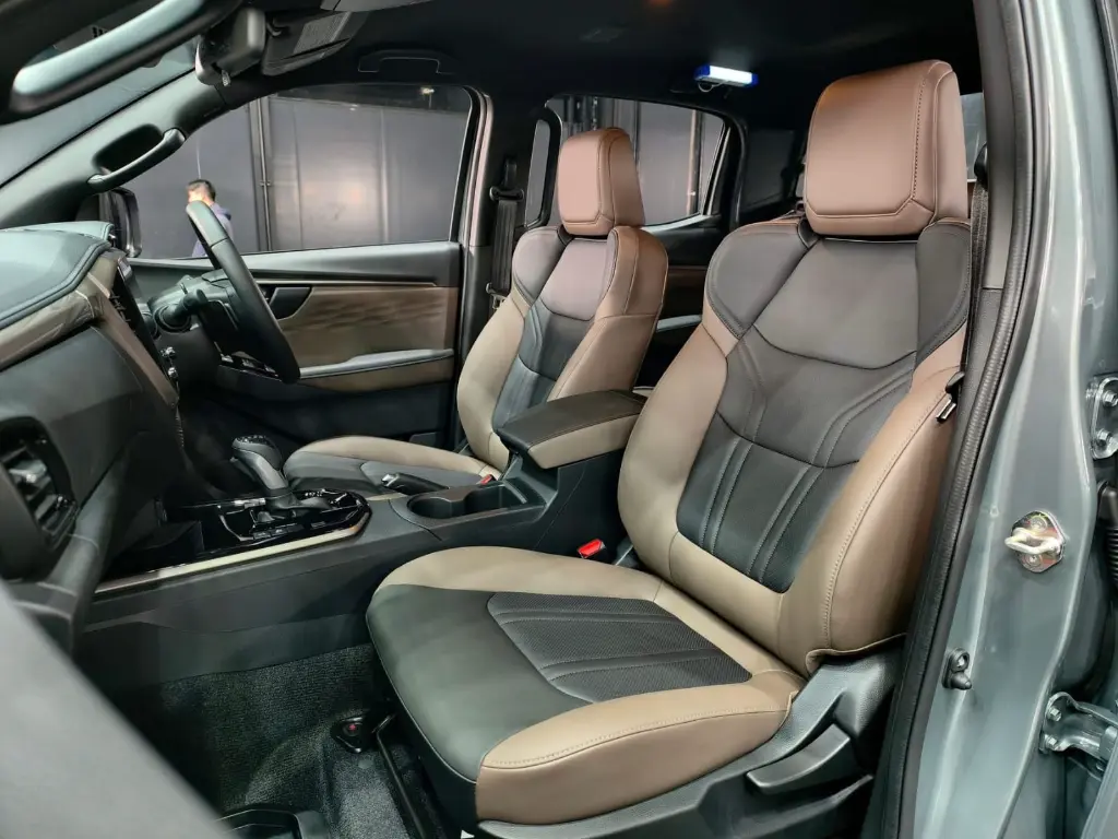 ISUZU D-MAX thumbnail 6