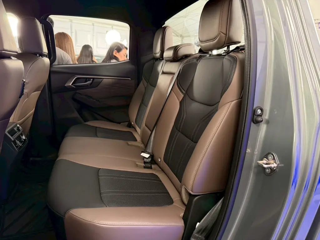 ISUZU D-MAX thumbnail 12