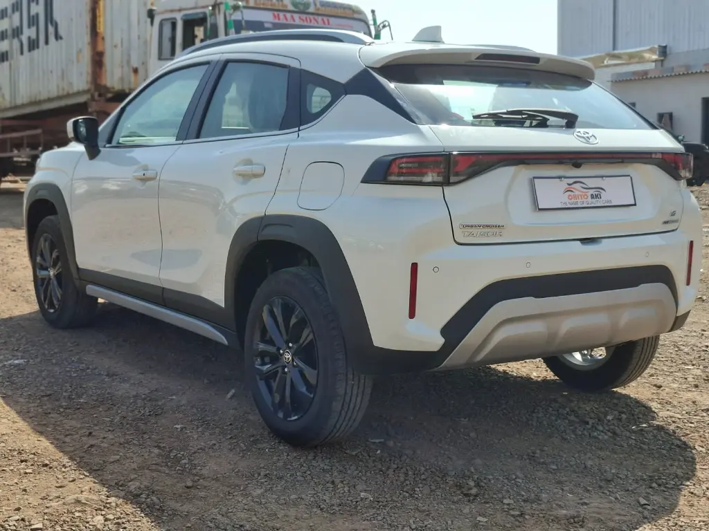 TOYOTA TAISOR thumbnail 5