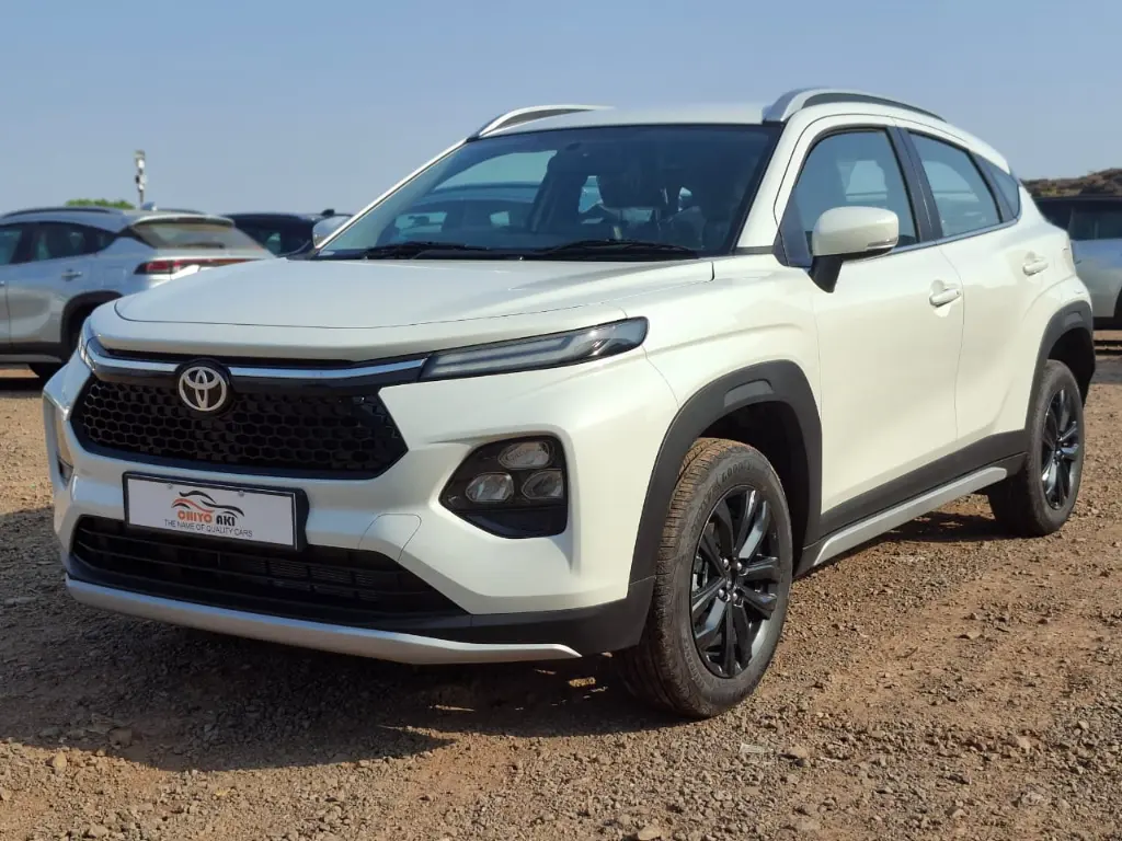 TOYOTA TAISOR thumbnail 3
