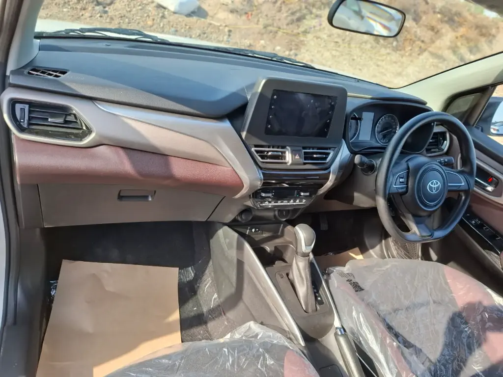 TOYOTA TAISOR thumbnail 8