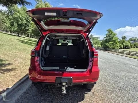 TOYOTA FORTUNER thumbnail 5