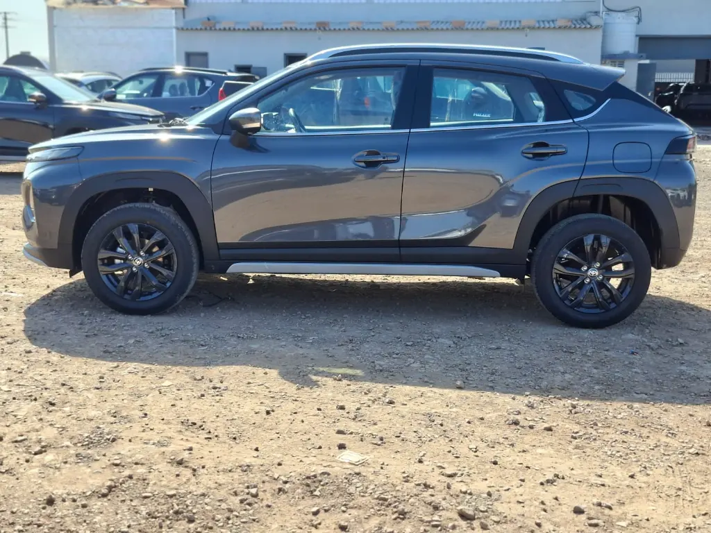 TOYOTA TAISOR thumbnail 3