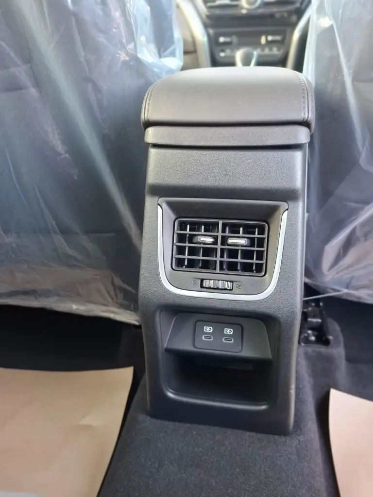 TOYOTA HYRYDER thumbnail 11