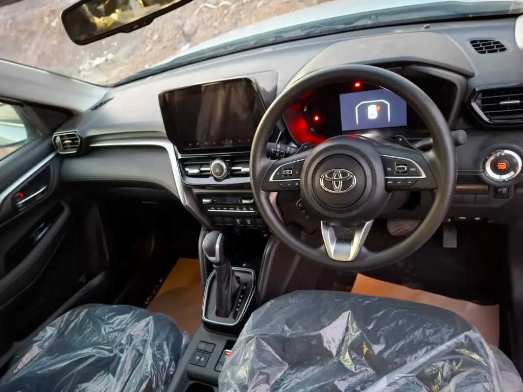TOYOTA HYRYDER thumbnail 7