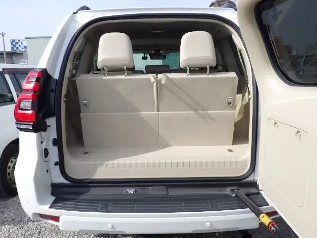 TOYOTA LAND CRUISER PRADO thumbnail 6