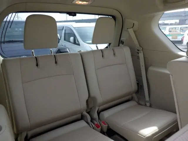 TOYOTA LAND CRUISER PRADO thumbnail 12