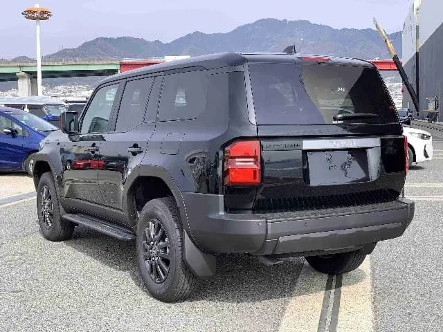 TOYOTA LAND CRUISER PRADO thumbnail 3