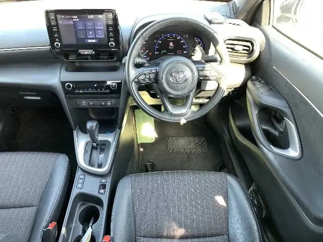 TOYOTA YARIS CROSS thumbnail 7