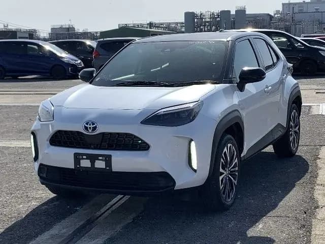 TOYOTA YARIS CROSS thumbnail 2