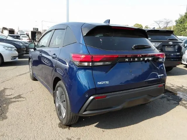 NISSAN NOTE thumbnail 3
