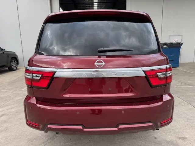 NISSAN PATROL thumbnail 5