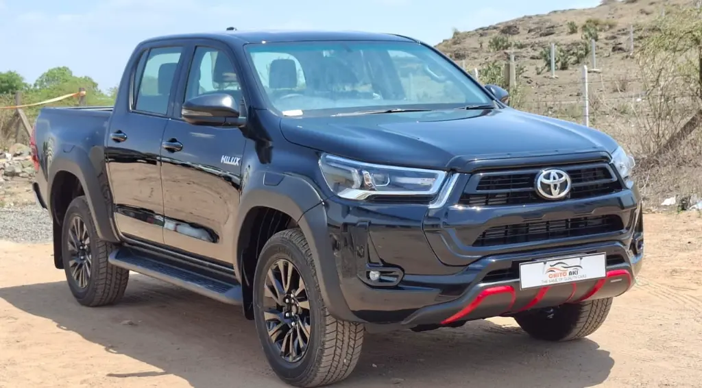TOYOTA HILUX thumbnail 2