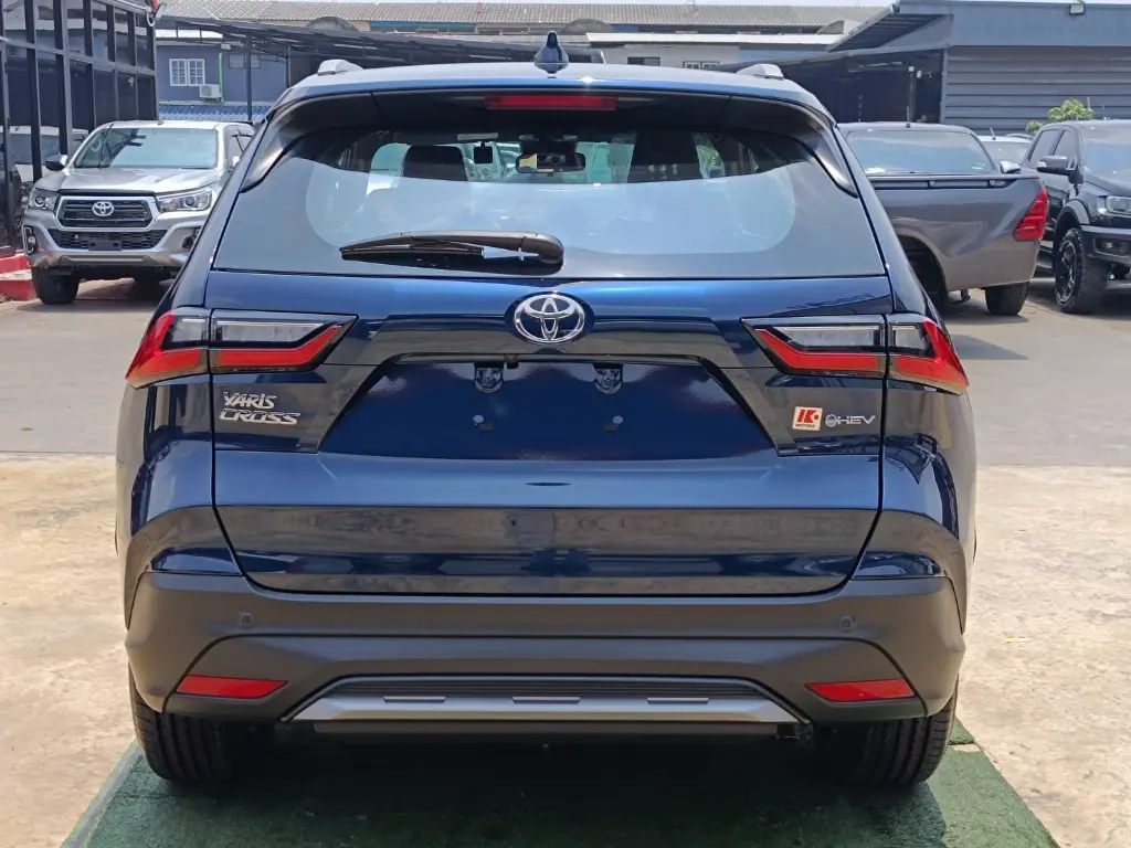 TOYOTA YARIS CROSS thumbnail 7