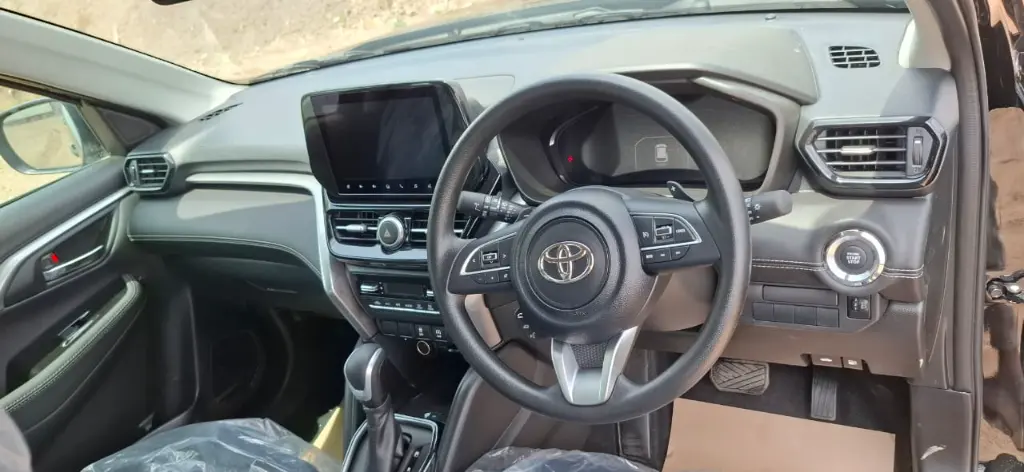 TOYOTA HYRYDER thumbnail 8