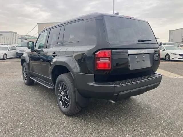 TOYOTA LAND CRUISER PRADO thumbnail 3