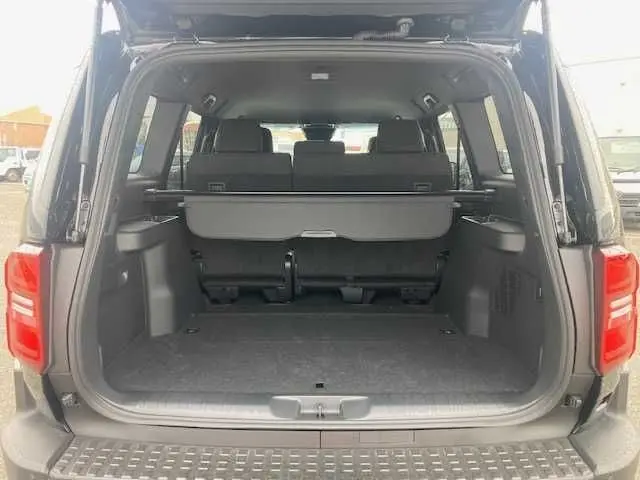 TOYOTA LAND CRUISER PRADO thumbnail 5