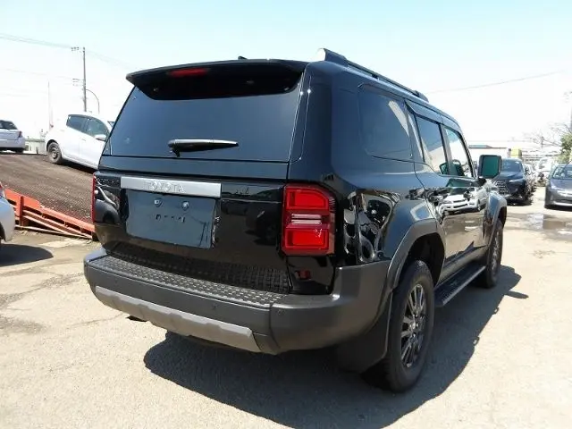 TOYOTA LAND CRUISER PRADO thumbnail 3