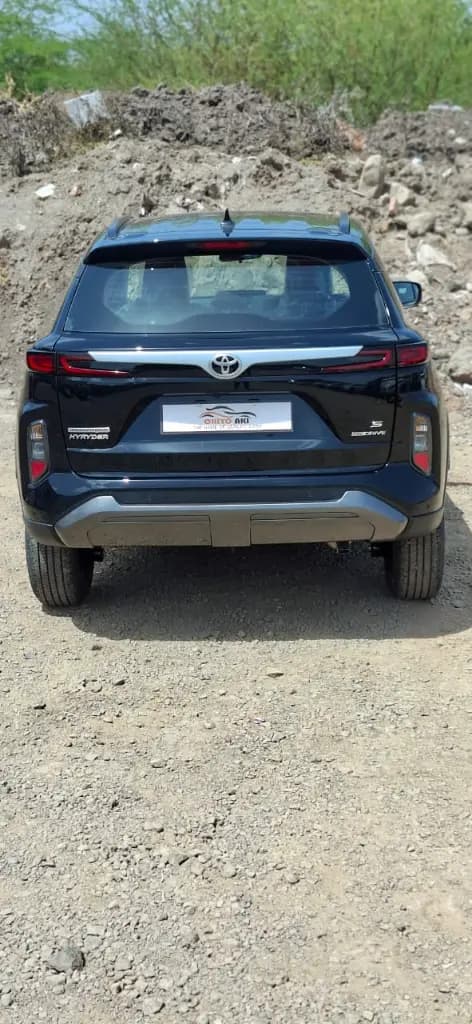 TOYOTA HYRYDER thumbnail 3
