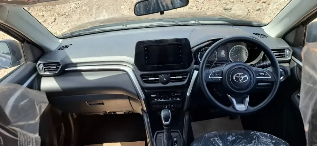 TOYOTA HYRYDER thumbnail 7
