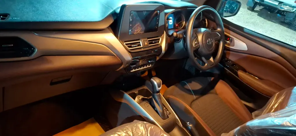 TOYOTA TAISOR thumbnail 7
