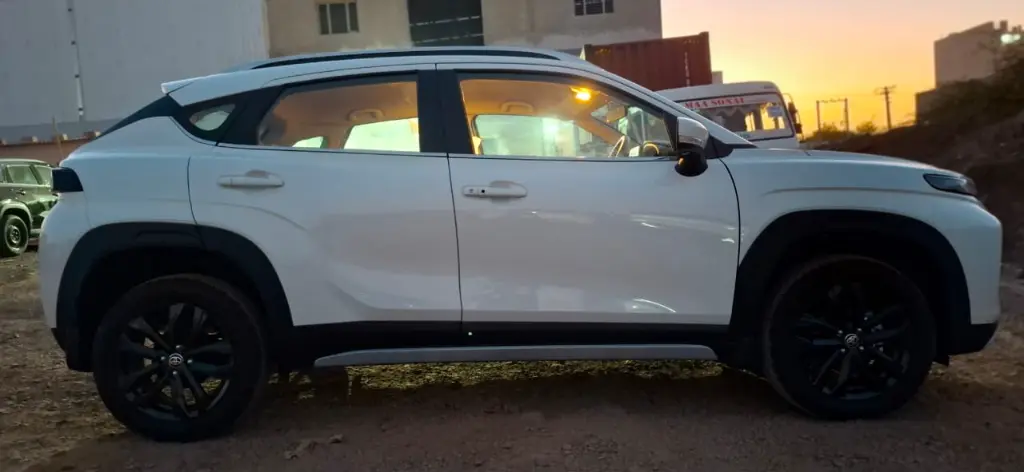 TOYOTA TAISOR thumbnail 3