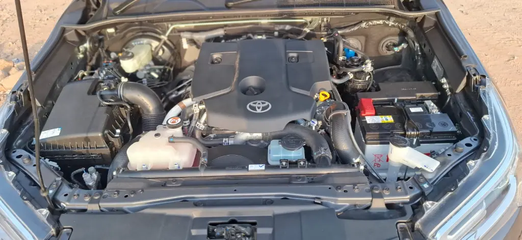 TOYOTA HILUX thumbnail 7