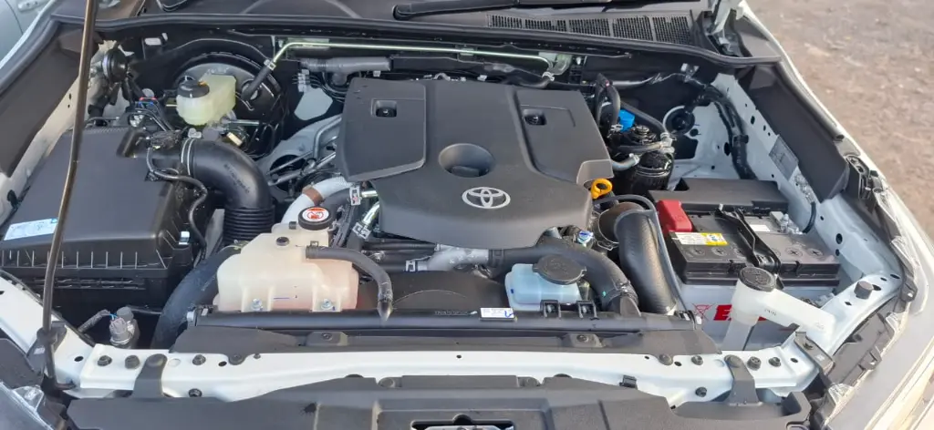 TOYOTA HILUX thumbnail 6