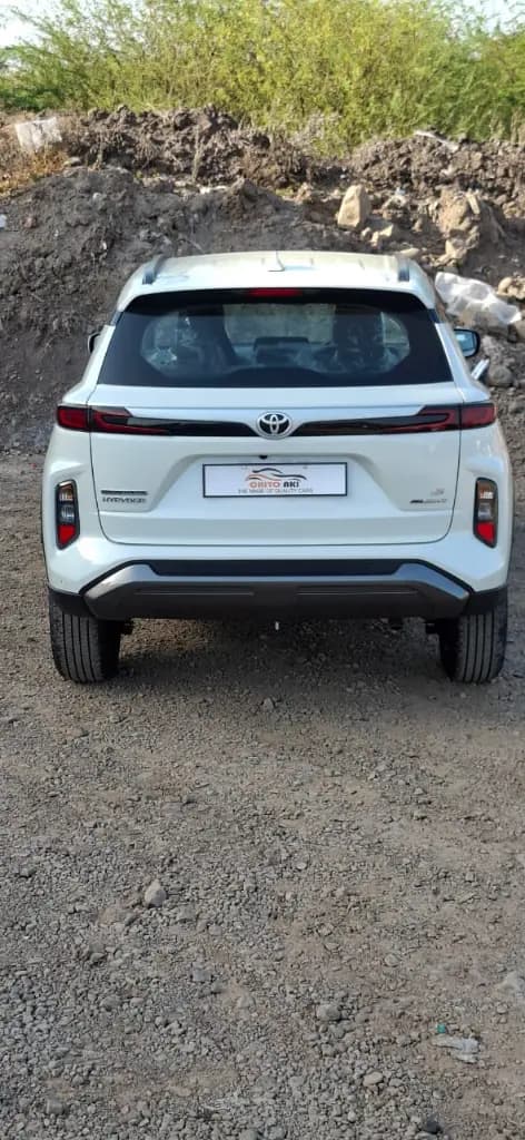 TOYOTA HYRYDER thumbnail 5