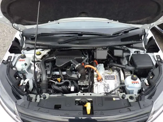 NISSAN NOTE thumbnail 3