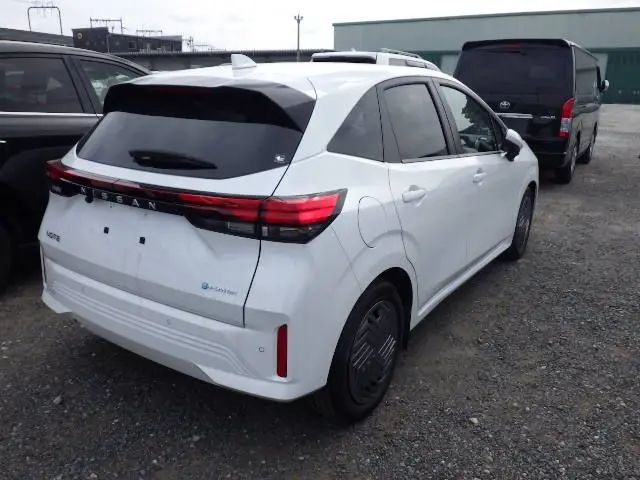 NISSAN NOTE thumbnail 5