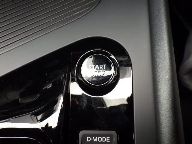 NISSAN NOTE thumbnail 11