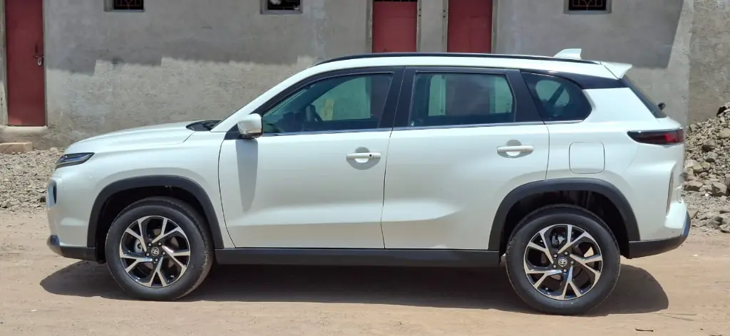 TOYOTA HYRYDER thumbnail 3