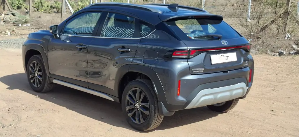 TOYOTA TAISOR thumbnail 3