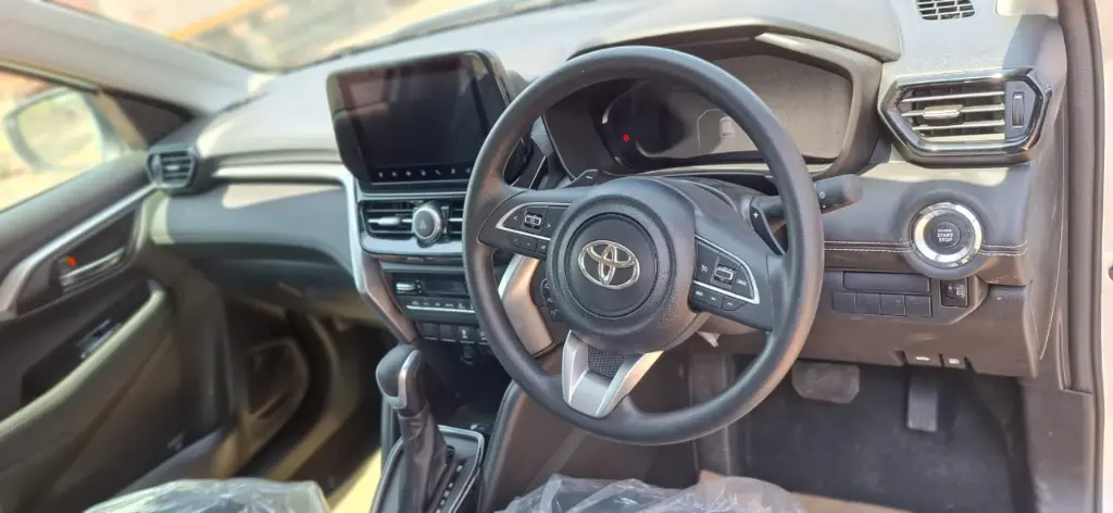 TOYOTA HYRYDER thumbnail 11