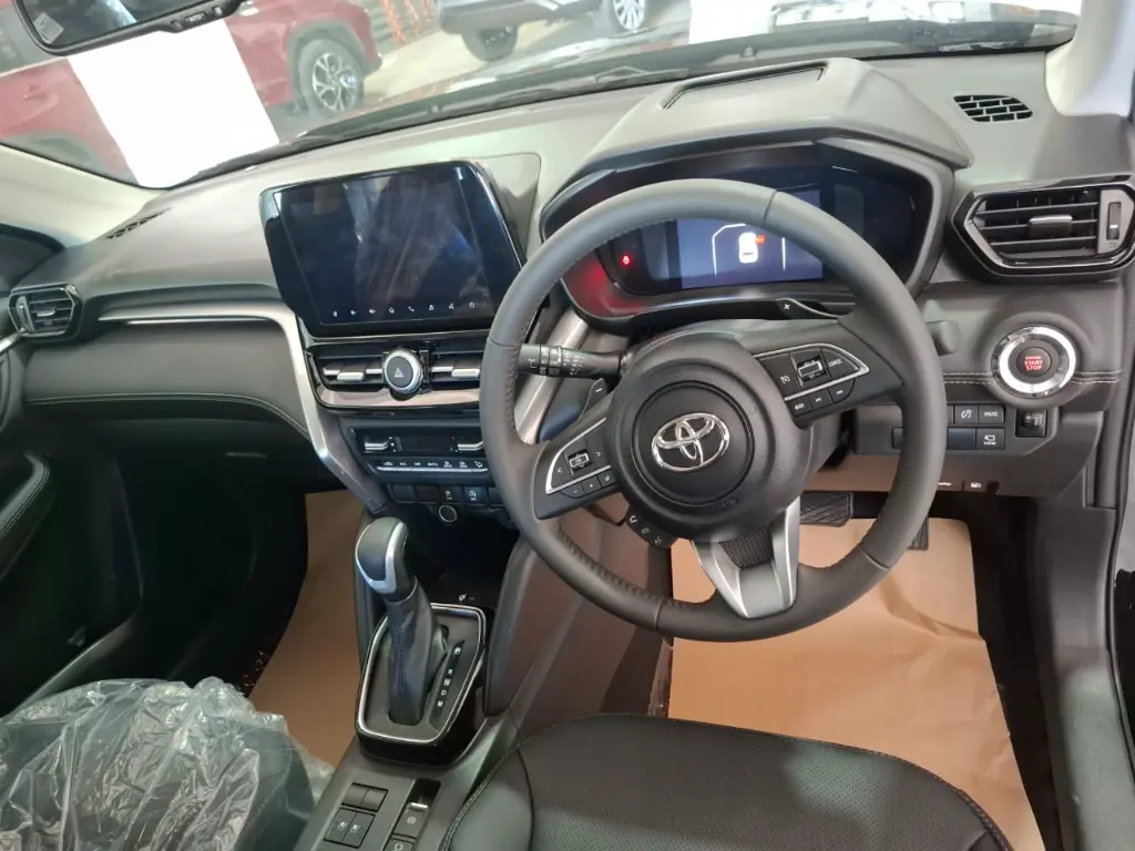 TOYOTA HYRYDER thumbnail 7