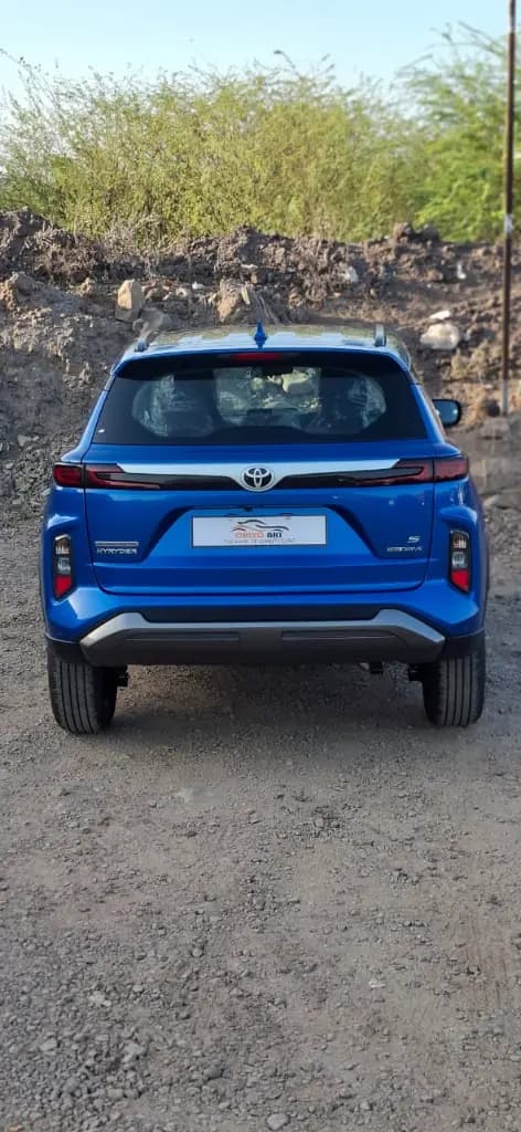 TOYOTA HYRYDER thumbnail 4