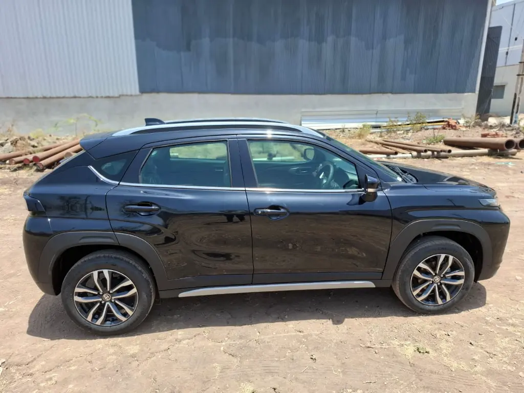 TOYOTA TAISOR thumbnail 5