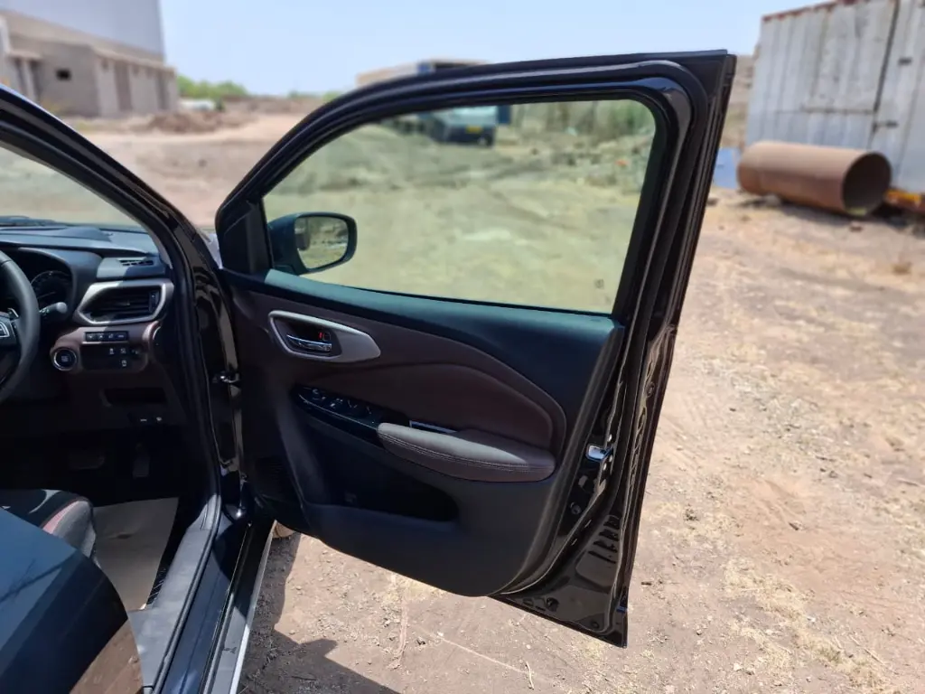 TOYOTA TAISOR thumbnail 14