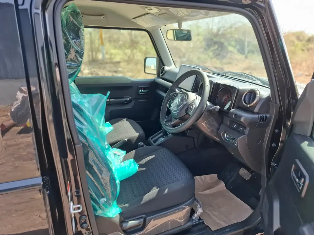 SUZUKI JIMNY thumbnail 8