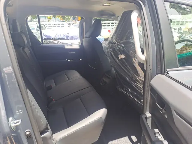 TOYOTA HILUX TRAVO thumbnail 6