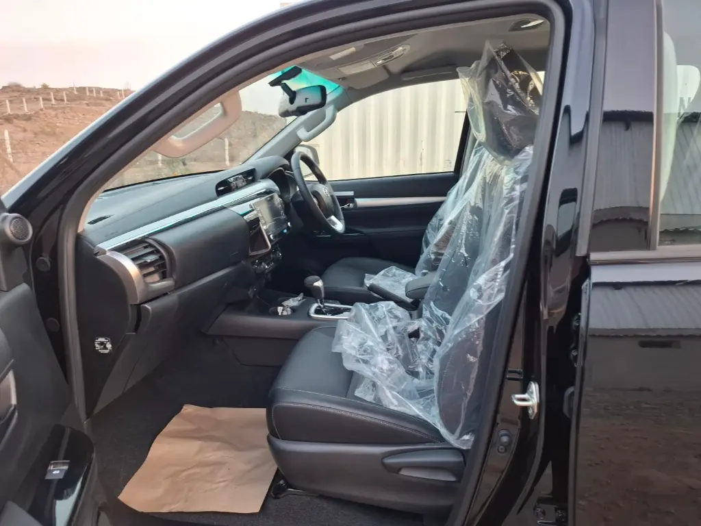 TOYOTA HILUX thumbnail 13