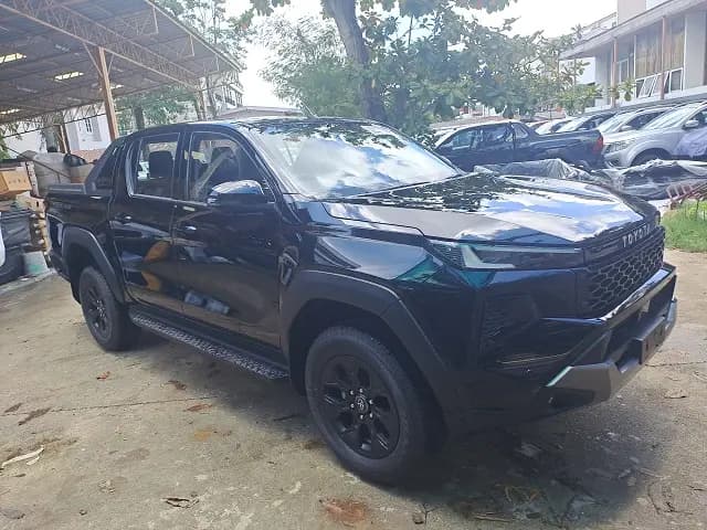TOYOTA HILUX TRAVO thumbnail 2