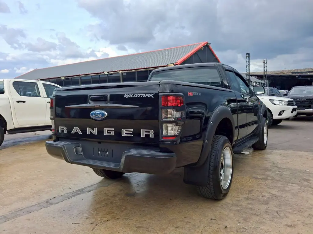 FORD RANGER thumbnail 4