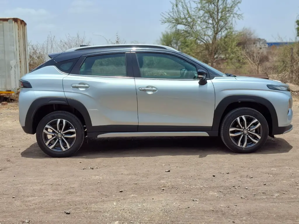TOYOTA TAISOR thumbnail 4