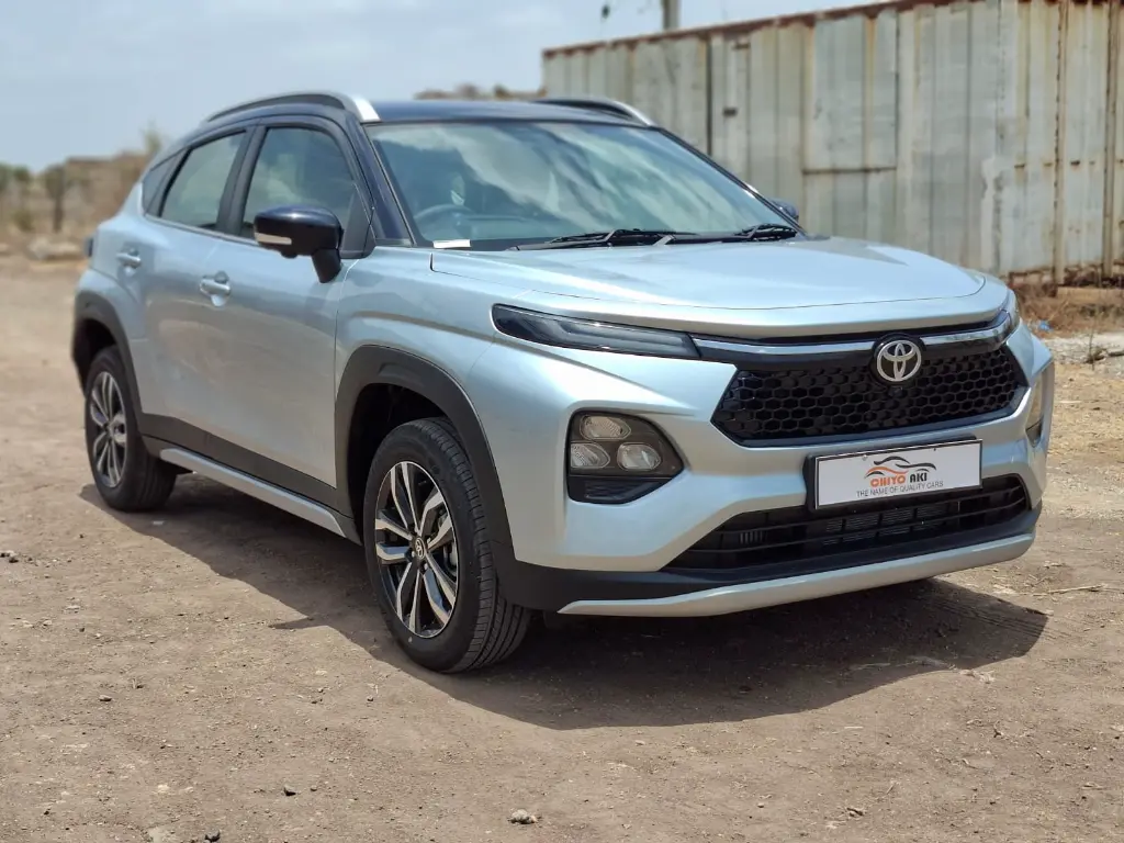 TOYOTA TAISOR thumbnail 3