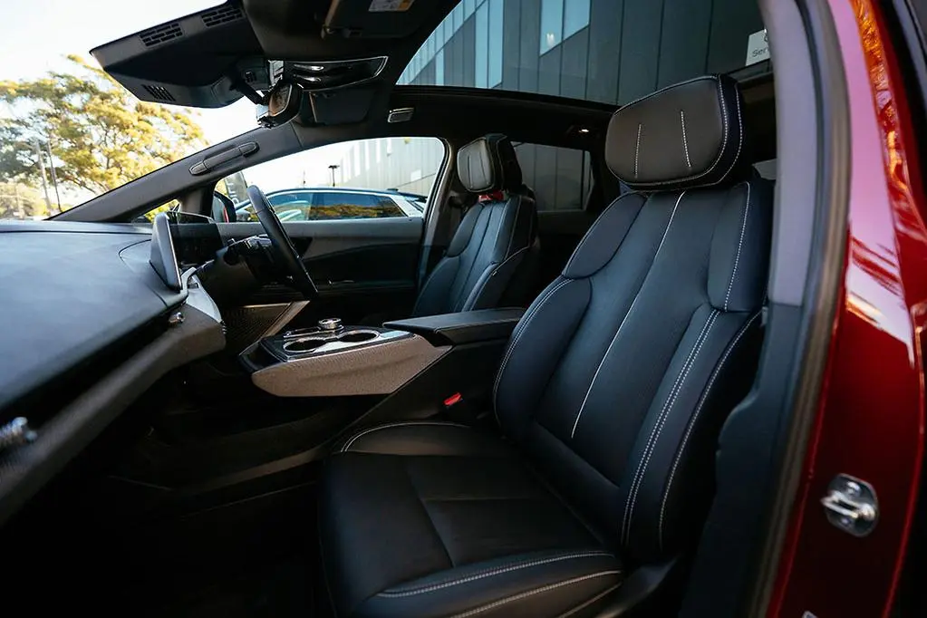 CADILLAC OPTIQ thumbnail 8